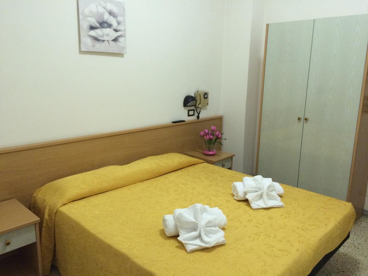 Hotel Euromar ริมินี ภายนอก รูปภาพ